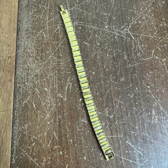 Napier Vintage Gold Tone Square Link Bracelet - Picture 2 of 6